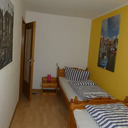 Haus Vivienne *